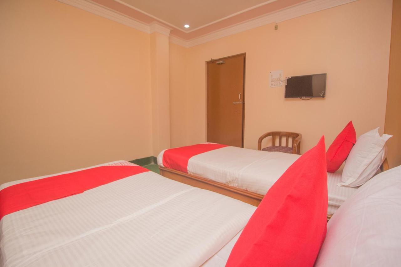 โอโย 48133 โฮเต็ล ปาเยล Hotel Malda ภายนอก รูปภาพ