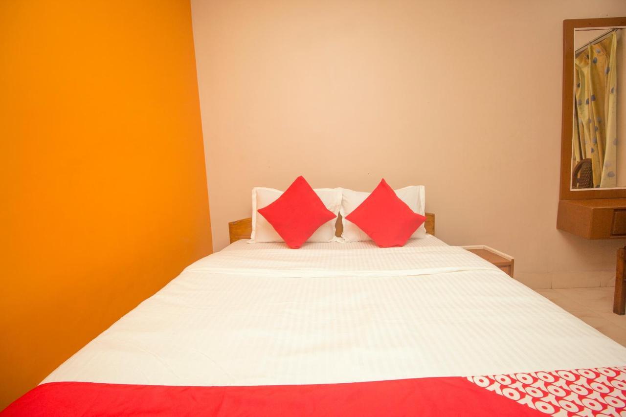 โอโย 48133 โฮเต็ล ปาเยล Hotel Malda ภายนอก รูปภาพ