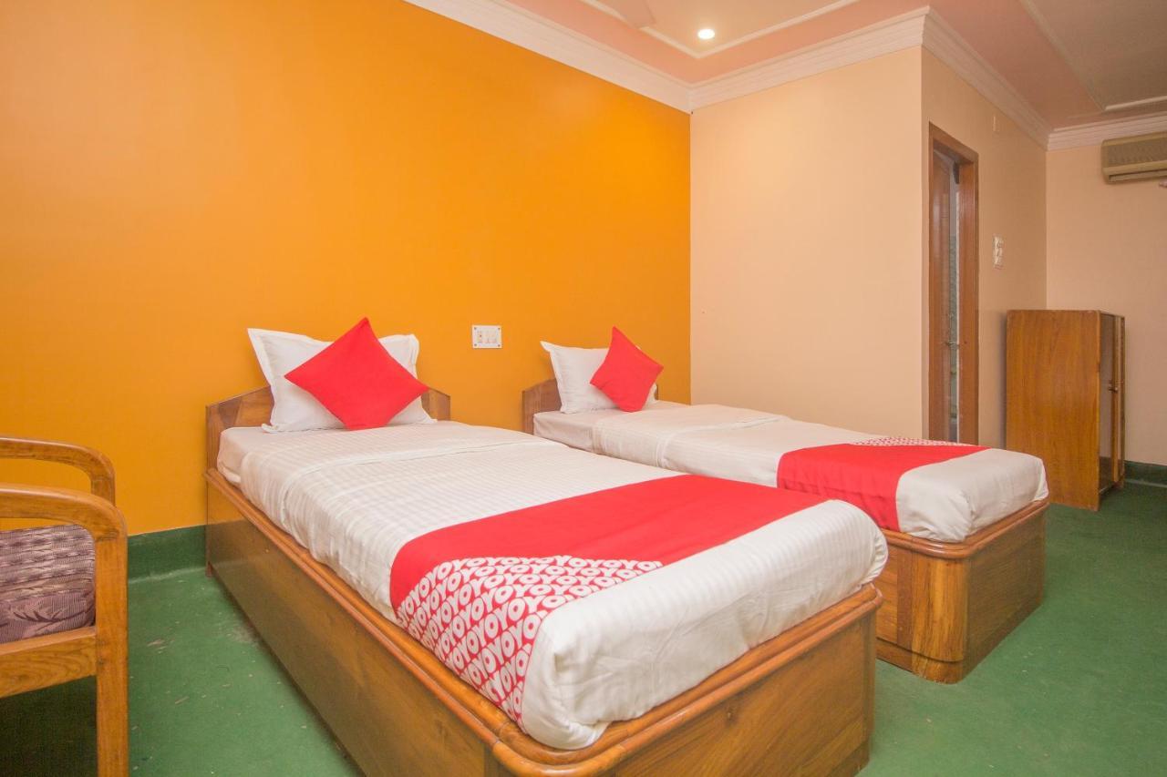 โอโย 48133 โฮเต็ล ปาเยล Hotel Malda ภายนอก รูปภาพ